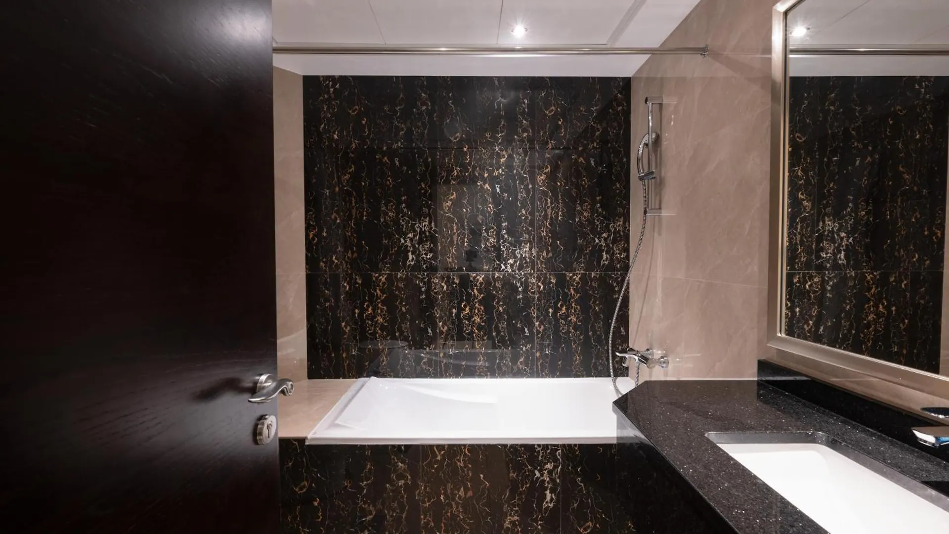 شقة Luxurious Studio In Elite With Burj Khalifa View دبي